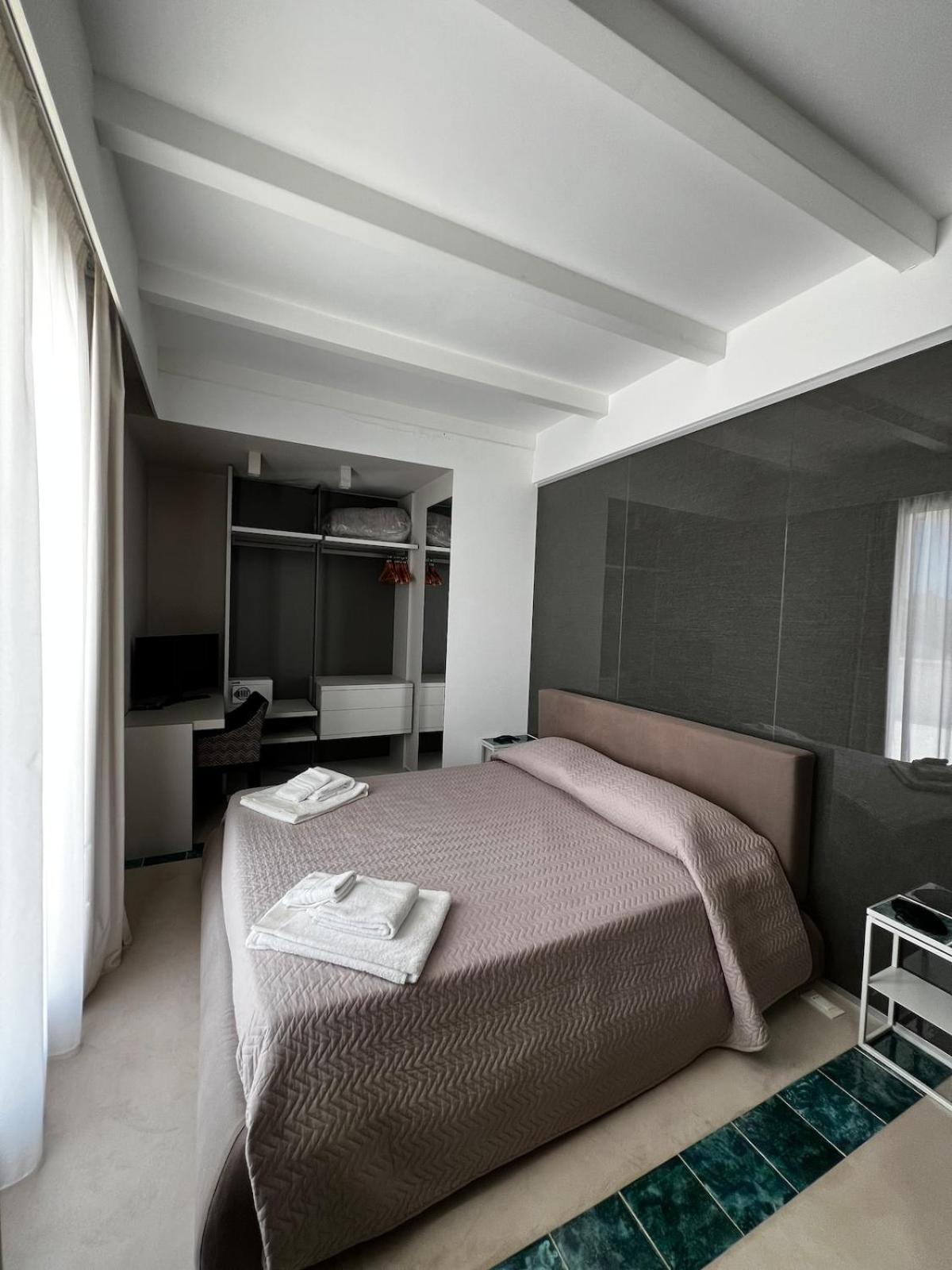 Ferienwohnung Attico Terrammare Trapani Exterior foto